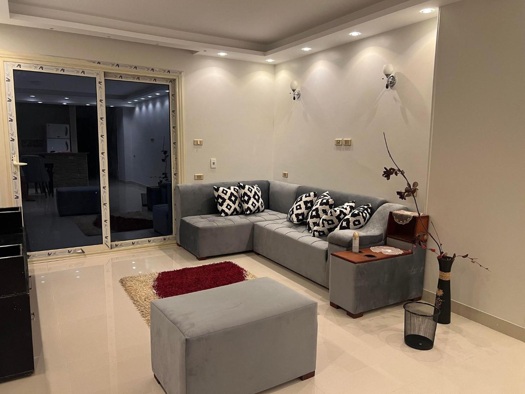Comfy Luxurious Apartments In Central Location In Mansheyet El Bakry East Cairo Exterior foto