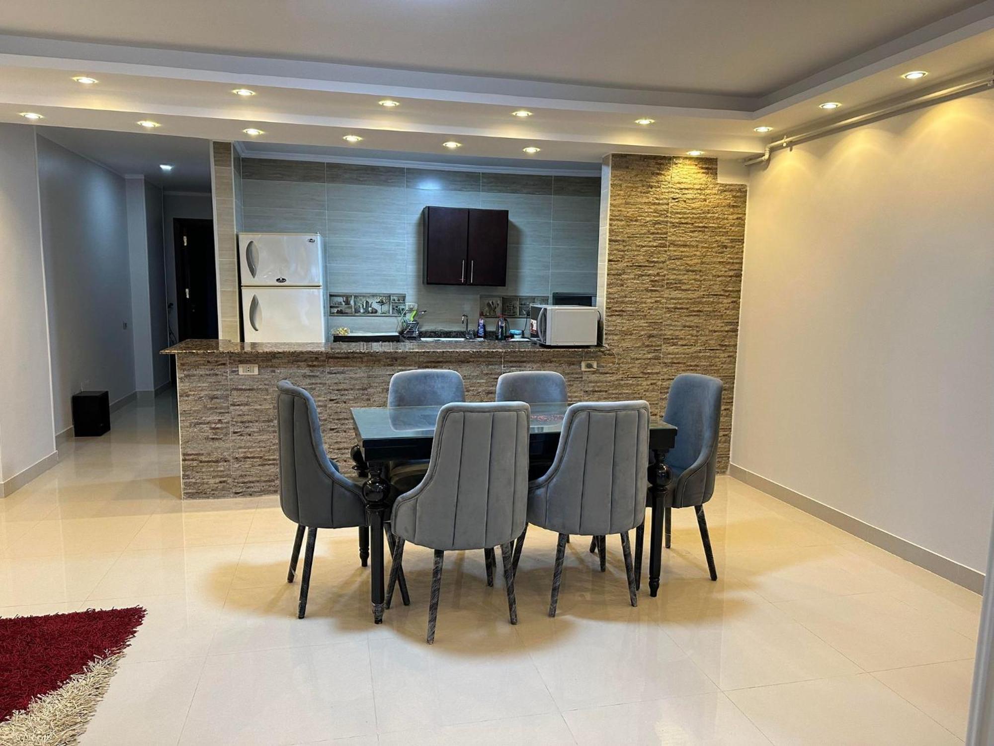 Comfy Luxurious Apartments In Central Location In Mansheyet El Bakry East Cairo Exterior foto